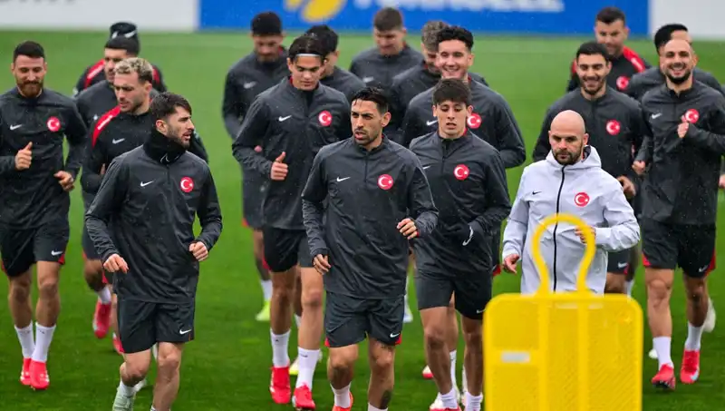 Milli Takımda Beklenmedik Gelişme: İki Oyuncu Sakatlığı Nedeniyle Kadrodan Çıktı